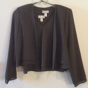 Elk Jay blouse with a jacket size 10 Never been worn.